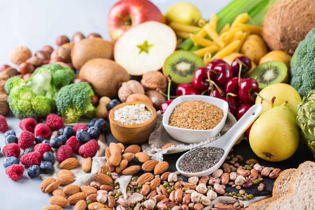 Fibermaxxing: The 2026 Diet Trend That's Actually Mostly Right